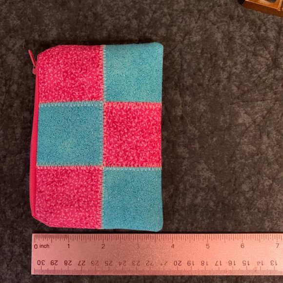 Quilted Wallet/Coin Pouch By Simply Quilted - Picture 9 of 9